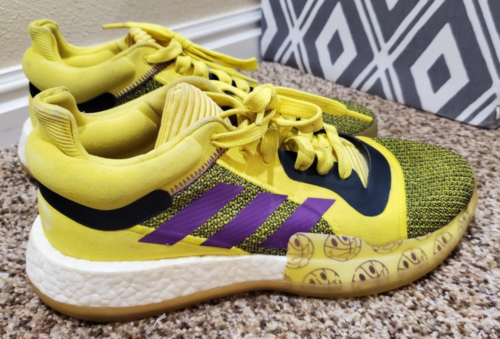 Adidas Basketball Club G27743 Men's Size 9.5 Yellow Purple Boost Basketball Shoe